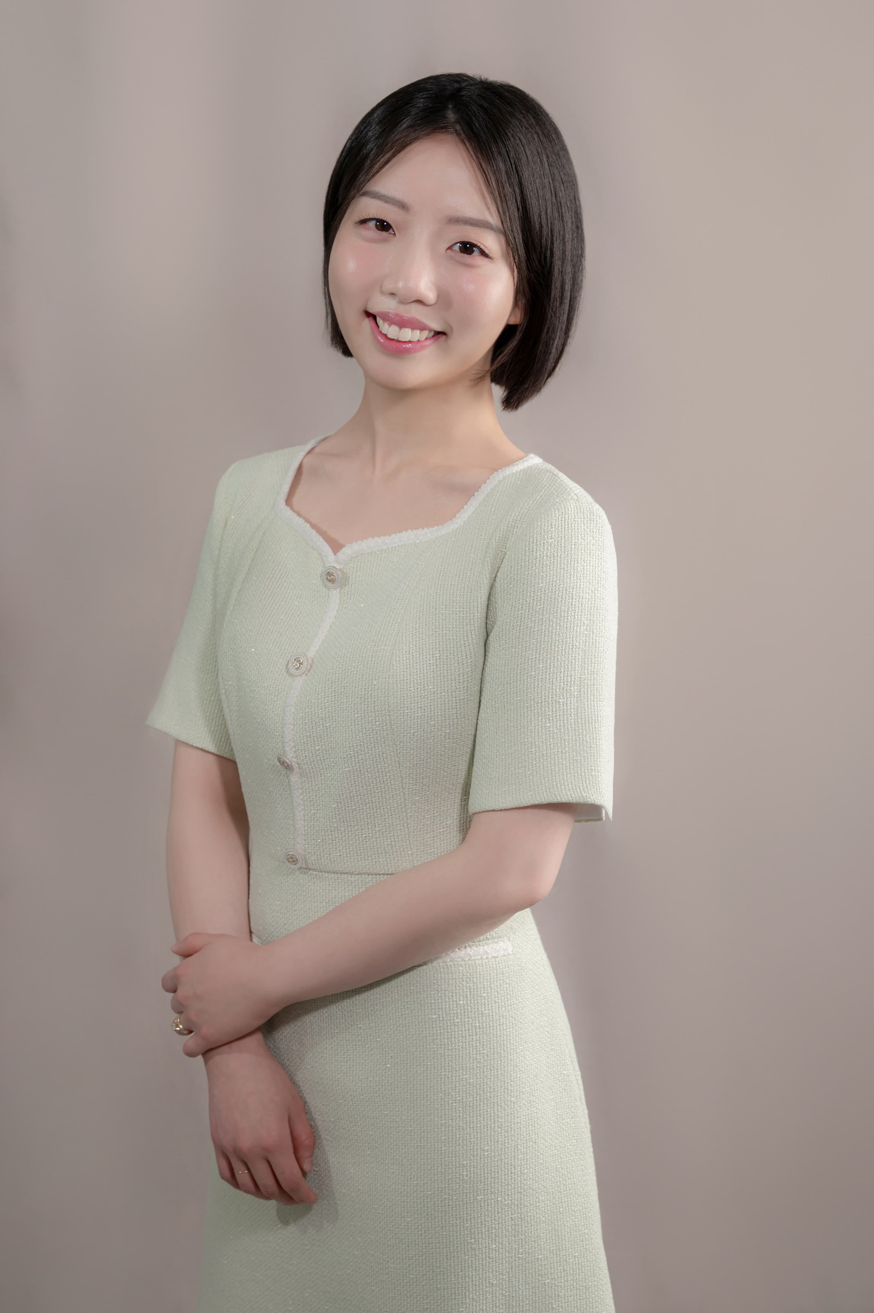 신유진